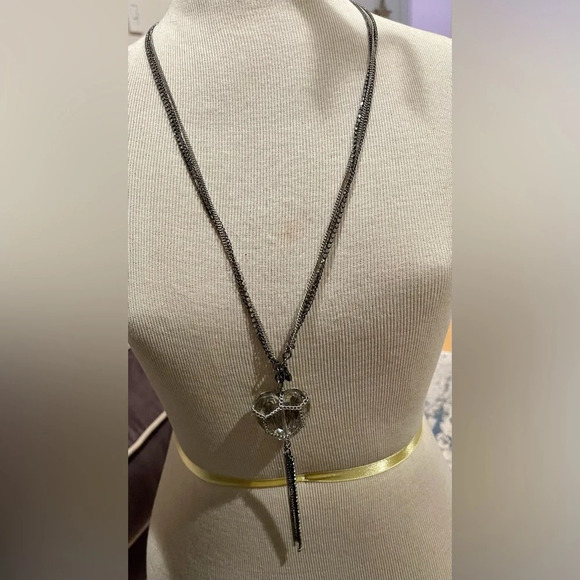PUFF HEART STATEMENT GLASS CHAINED TRIPLE NECKLACE WITH TASSEL WITH TASSLE - Picture 2 of 5
